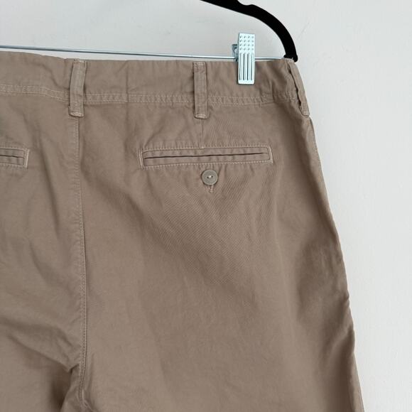 SKU Save Khaki United Pants 30x33 Beige The Weekend Chino Cotton Twill USA Made - Picture 7 of 10